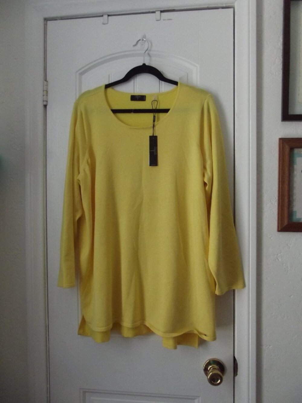 NWT Tahari Woman Citrus Yellow Pullover Top Sweater Style Size 1X - Rayon/Nylon